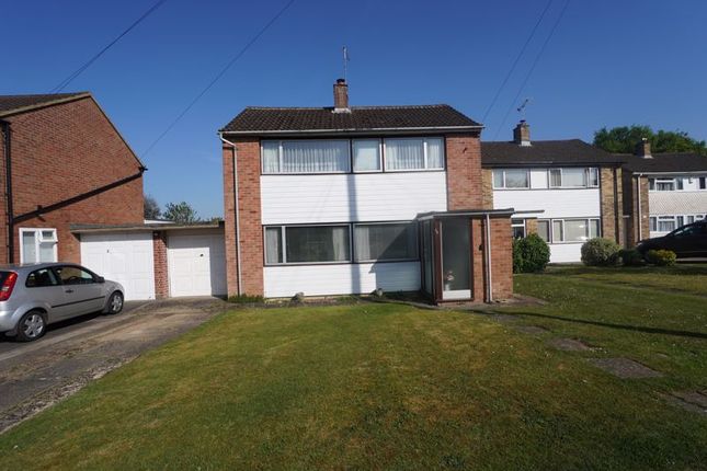 Highworth Close, High Wycombe HP13 4 bed detached house for sale