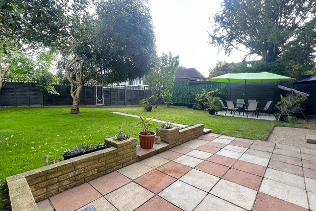 Antrobus Close, Sutton SM1 3 bed end of terrace house for sale