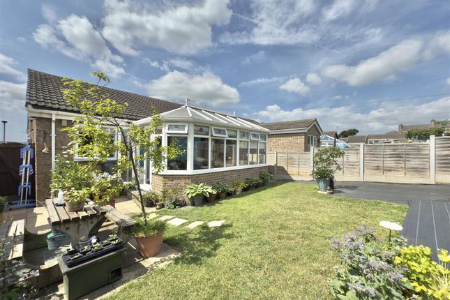 Moorside Close, Mapplewell, Barnsley 3 bed detached bungalow for sale