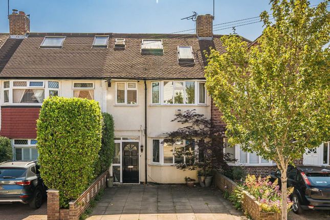 Lincoln Avenue, Twickenham TW2 4 bed terraced house for sale