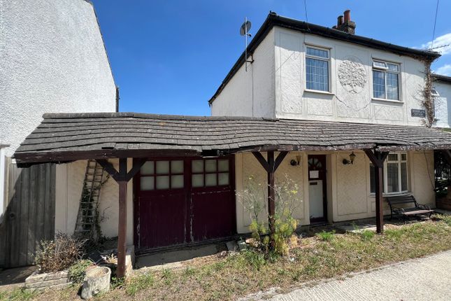 2 bedroom semi-detached house for sale
