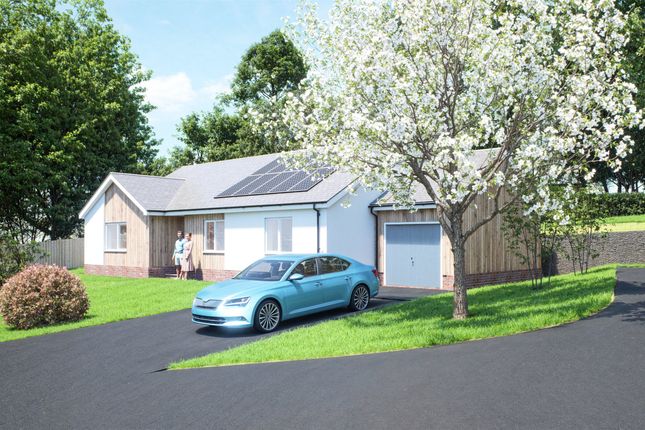 Dunheved Road, Launceston, Cornwall... 3 bed bungalow for sale