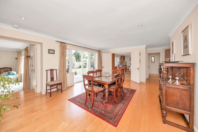 Station Road, Royston SG8 4 bed detached bungalow for sale