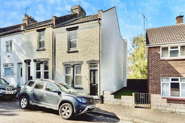 Amherst Road, Rochester 3 bed terraced house for sale