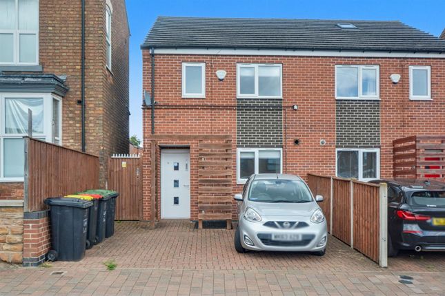 City Road, Beeston, Nottingham 5 bed semi