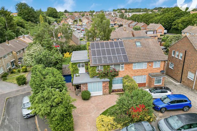 Springfield Avenue, Swanley, Kent, BR8 5 bed semi