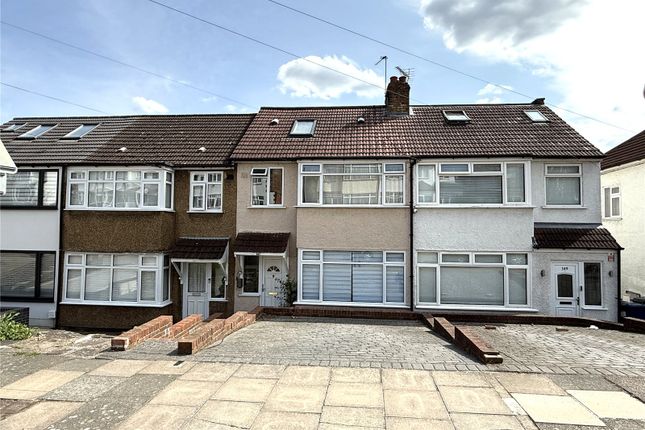 Daneland, Hertfordshire EN4 4 bed terraced house for sale