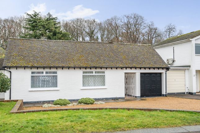 Malus Drive, Surrey KT15 3 bed bungalow for sale