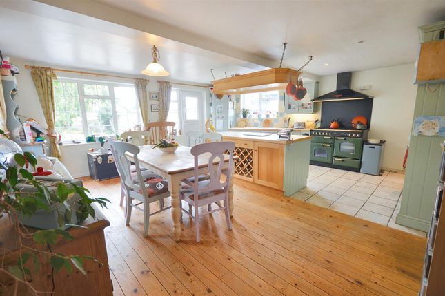 Stalbridge, Sturminster Newton 3 bed semi