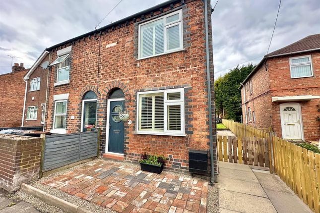 2 bedroom semi-detached house for sale
