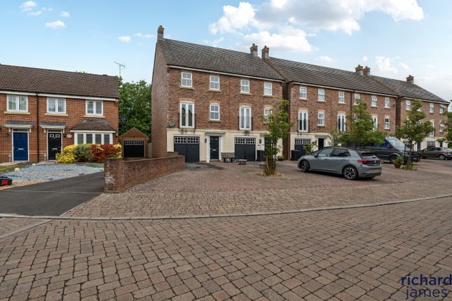 Vistula Crescent, Haydon End... 3 bed townhouse for sale