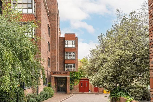 Windsor Way, London W14 2 bed flat for sale