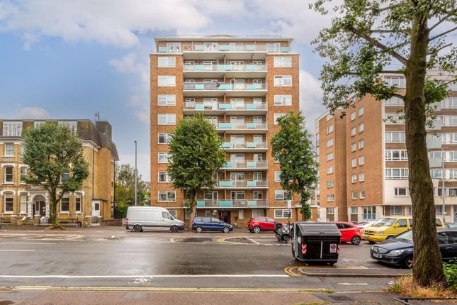 The Drive, Hove 2 bed apartment for sale