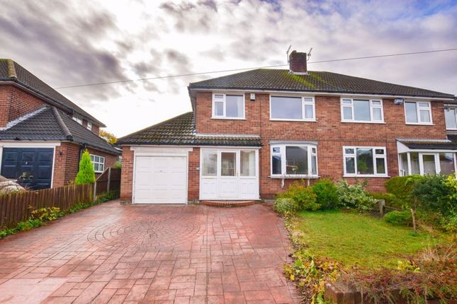 Pickering Crescent, Thelwall, WA4 2EX 3 bed semi