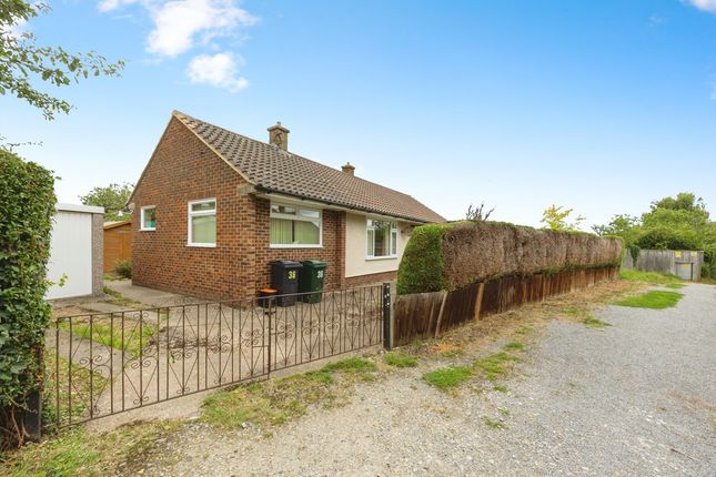 The Street, Ashford, TN24 9 4 bed detached bungalow for sale