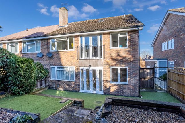 2 bed maisonette