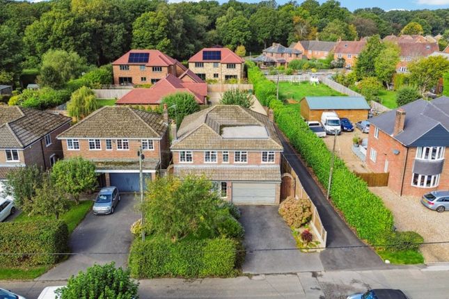 Downley Road, High Wycombe HP14 5 bed detached house for sale