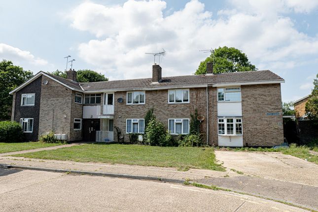 Long Gages, Basildon, SS14 1 bed flat for sale