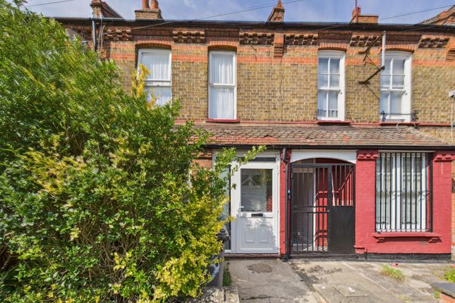 Pelham Road, London 3 bed terraced house for sale