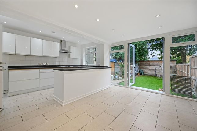 Palermo Road, Kensal Green, London, NW10 4 bed house for sale