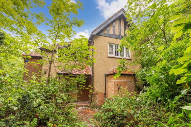 Lent Green, Burnham SL1 6 bed detached house for sale