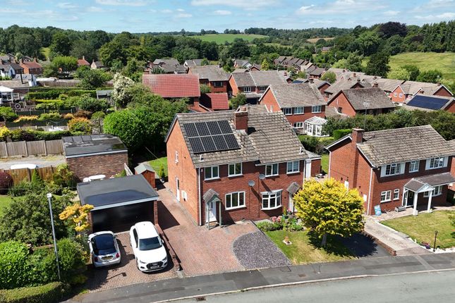 Tudor Hollow, Fulford, ST11 3 bed semi