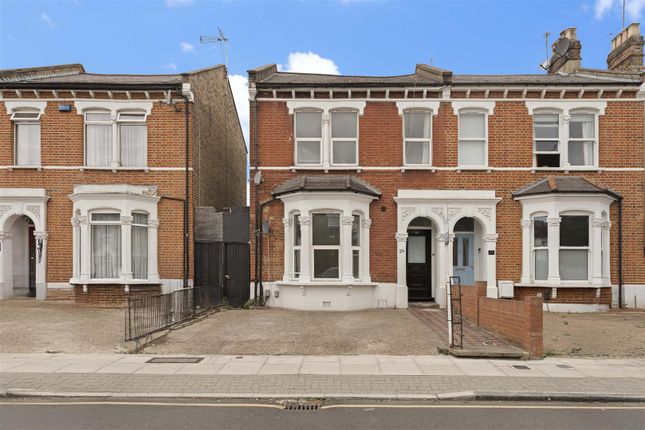 5 bedroom semi-detached house for sale