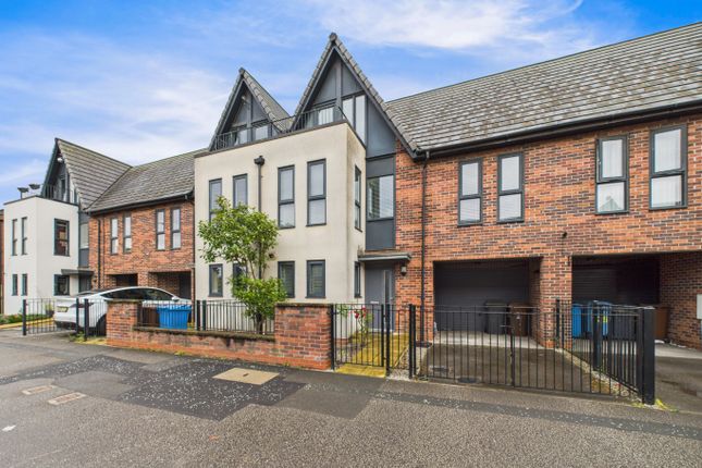 Woodcock Street, Hull, HU3 5DT 3 bed terraced house for sale
