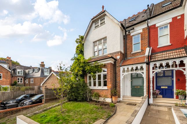 6 bedroom semi-detached house for sale