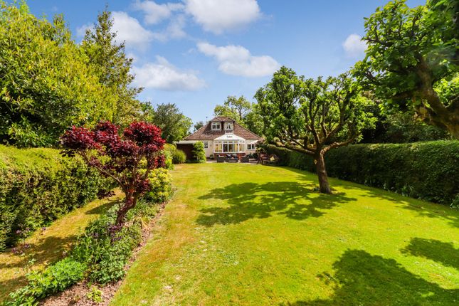 Jasons Hill, Chesham... 3 bed detached house for sale