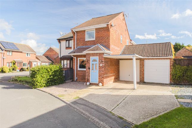 Shetland Close, Wiltshire SN5 3 bed semi