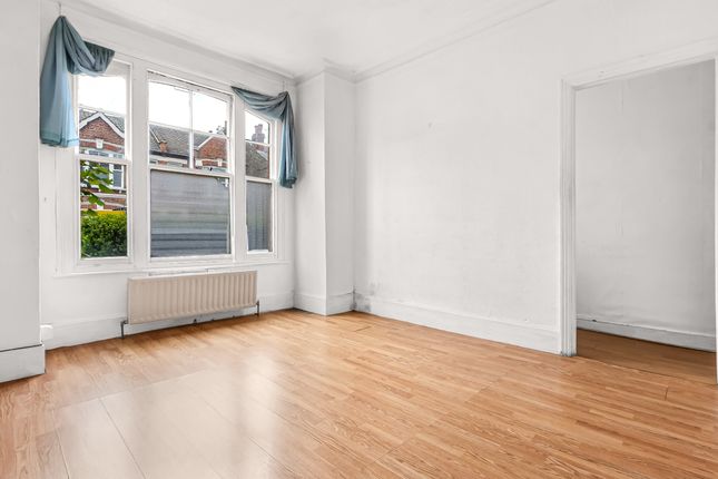 2 bed maisonette