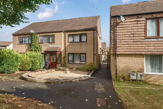 Deveron Grove, Keynsham, Bristol 3 bed end of terrace house for sale