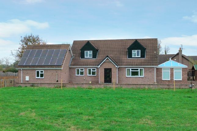 Moss SOUTH YORKSHIRE 3 bed detached house for sale