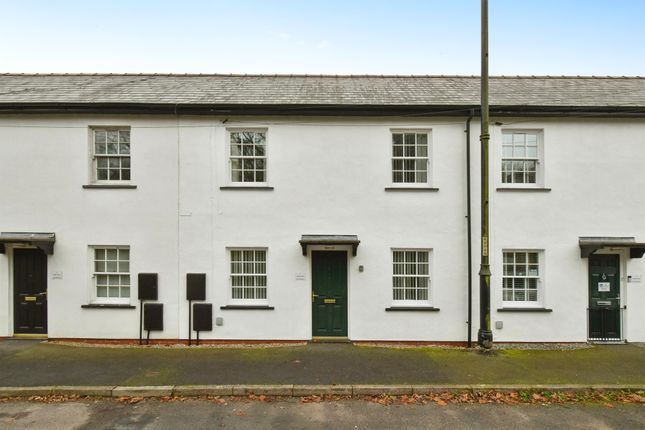 2 bed terraced house