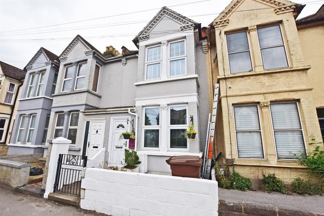 Rainham Road, Chatham 3 bed property for sale