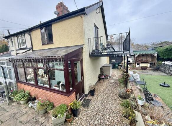 2 bedroom semi-detached house for sale
