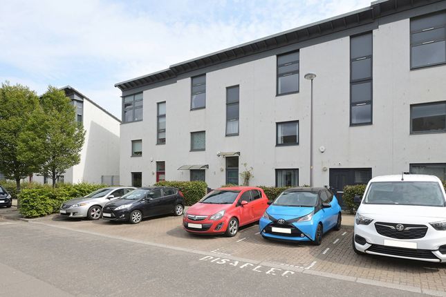 15 Tudsbery Avenue, Edinburgh, EH16 4GX 3 bed townhouse for sale