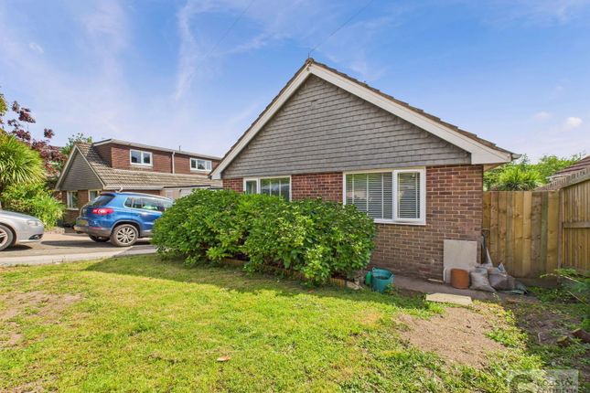 Applegarth Avenue, Newton Abbot 2 bed detached bungalow for sale