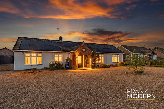 Nene Terrace, Crowland, PE6 4 bed detached house for sale