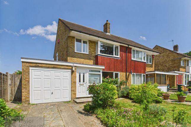 Gossops Green Lane, Gossops Green... 3 bed semi