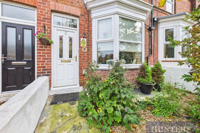 Moor Lane, Newby, Scarborough 2 bed terraced house for sale