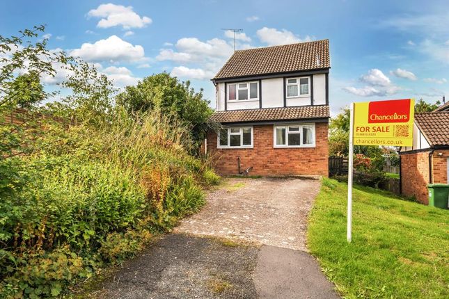 Leominster,  Herefordshire,  HR6 3 bed detached house for sale