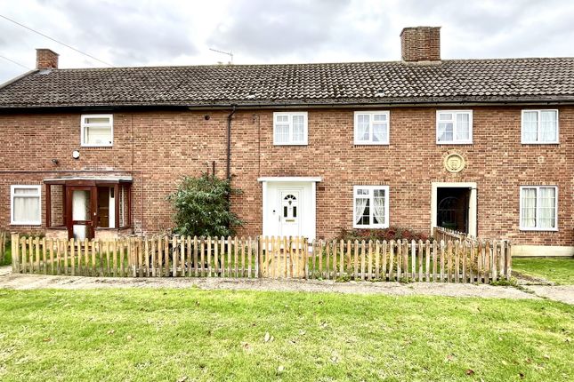 Moor Lane, Chessington, Surrey. KT9 1BW 3 bed terraced house for sale