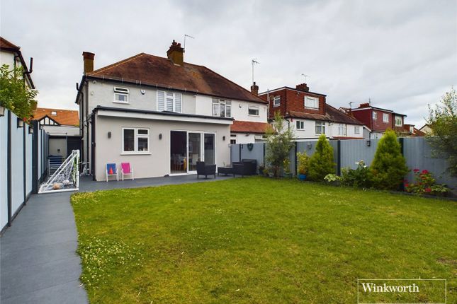 Fairfield Avenue, Middlesex HA8 3 bed semi