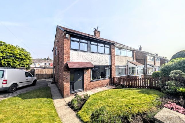 Windsor Grove, Radcliffe, Manchester 3 bed semi