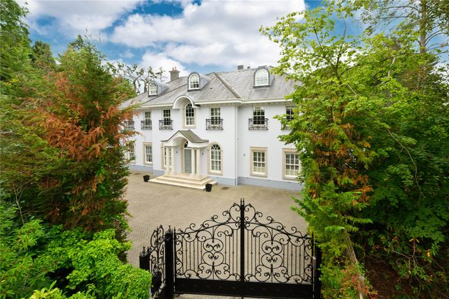 Egerton Road, Weybridge, Surrey, KT13 5 bed detached house for sale