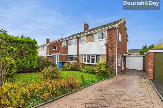 Elmhurst Close, Wolverhampton WV9 3 bed semi