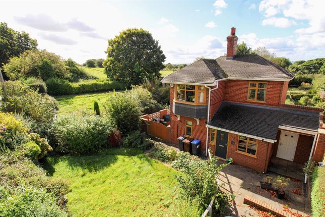 3 bed detached house