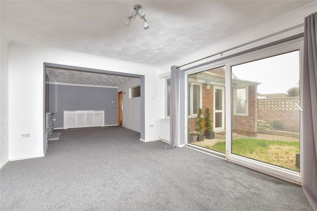 3 bed detached bungalow